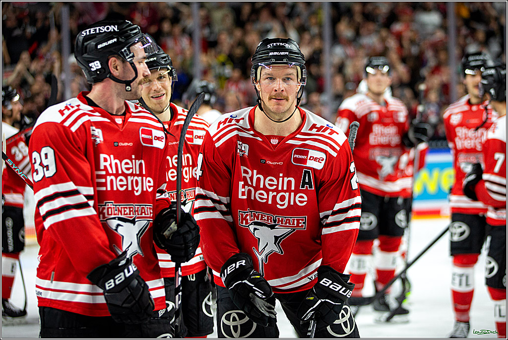 PENNY DEL; Koelner Haie- Nuernberger Ice Tigers; Koeln, 18.11.2022